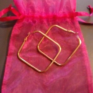 NEW (Gold) Square Earrings